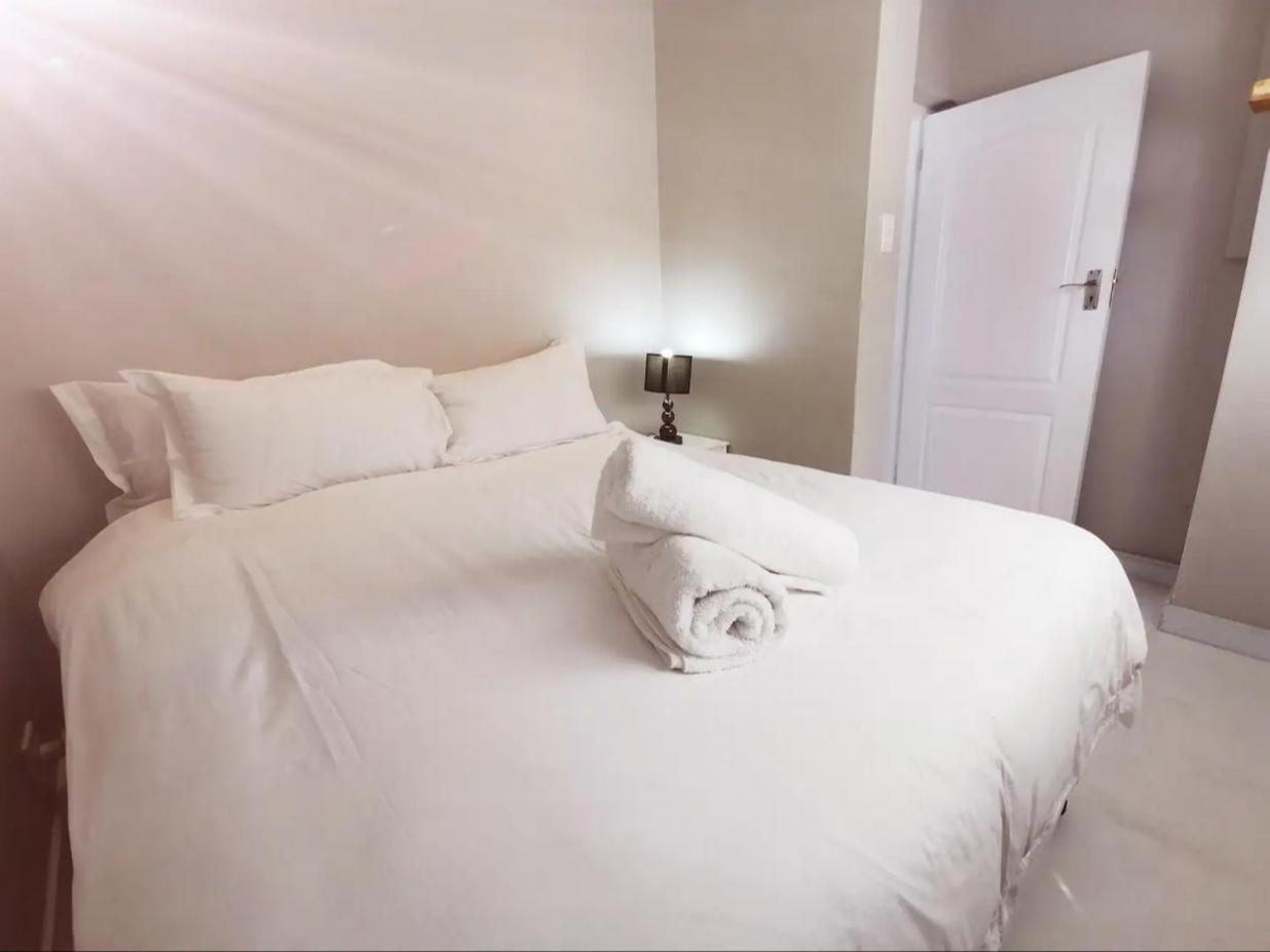 809 Umdloti Beach Resort Room photo